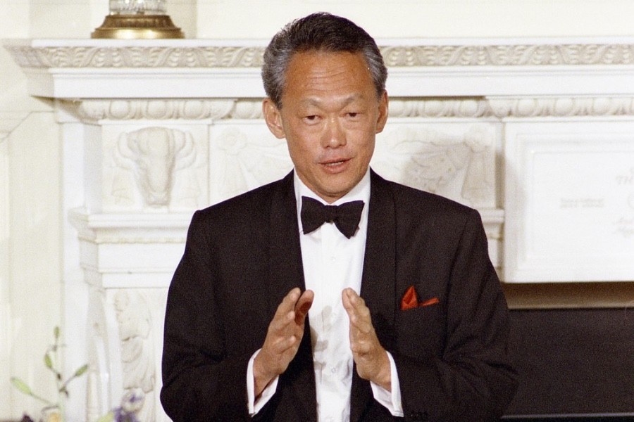 Belajar Tentang 5 Mindset Lee Kuan Yew